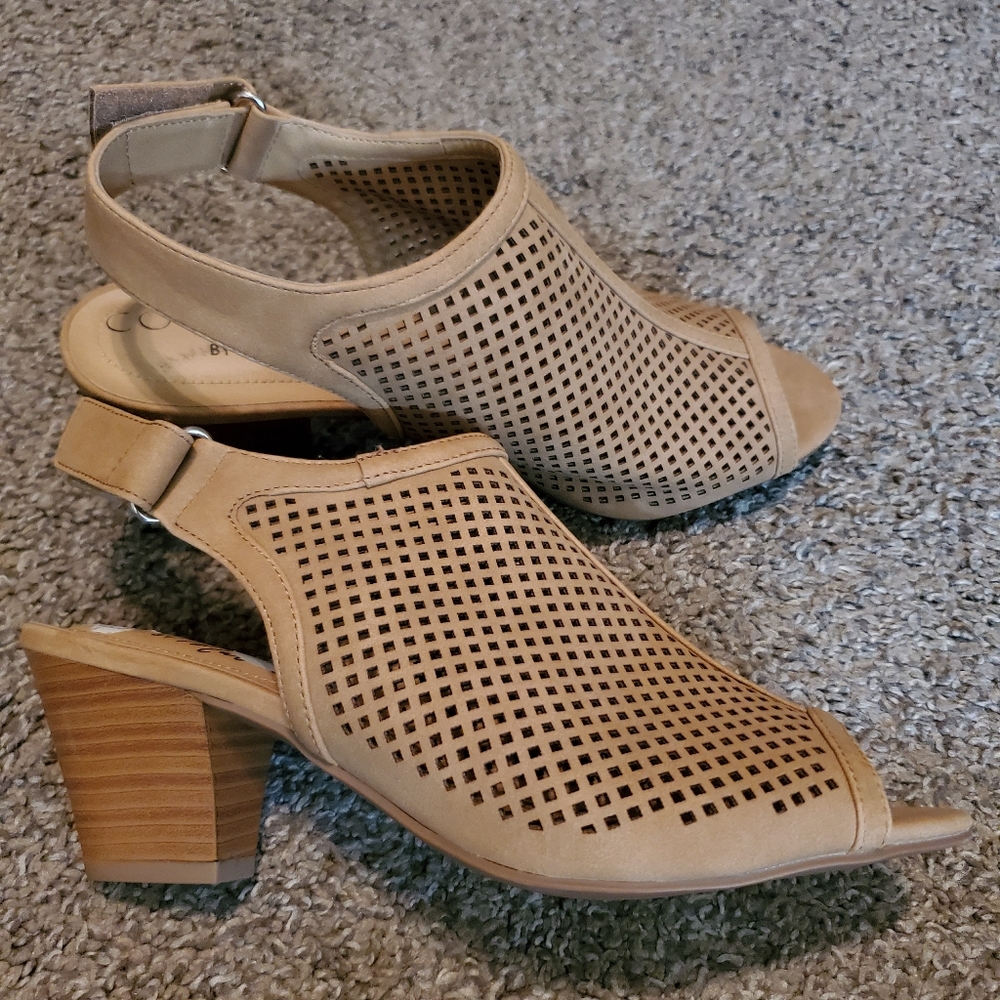Coconuts by Matisse NEW Nude Heels